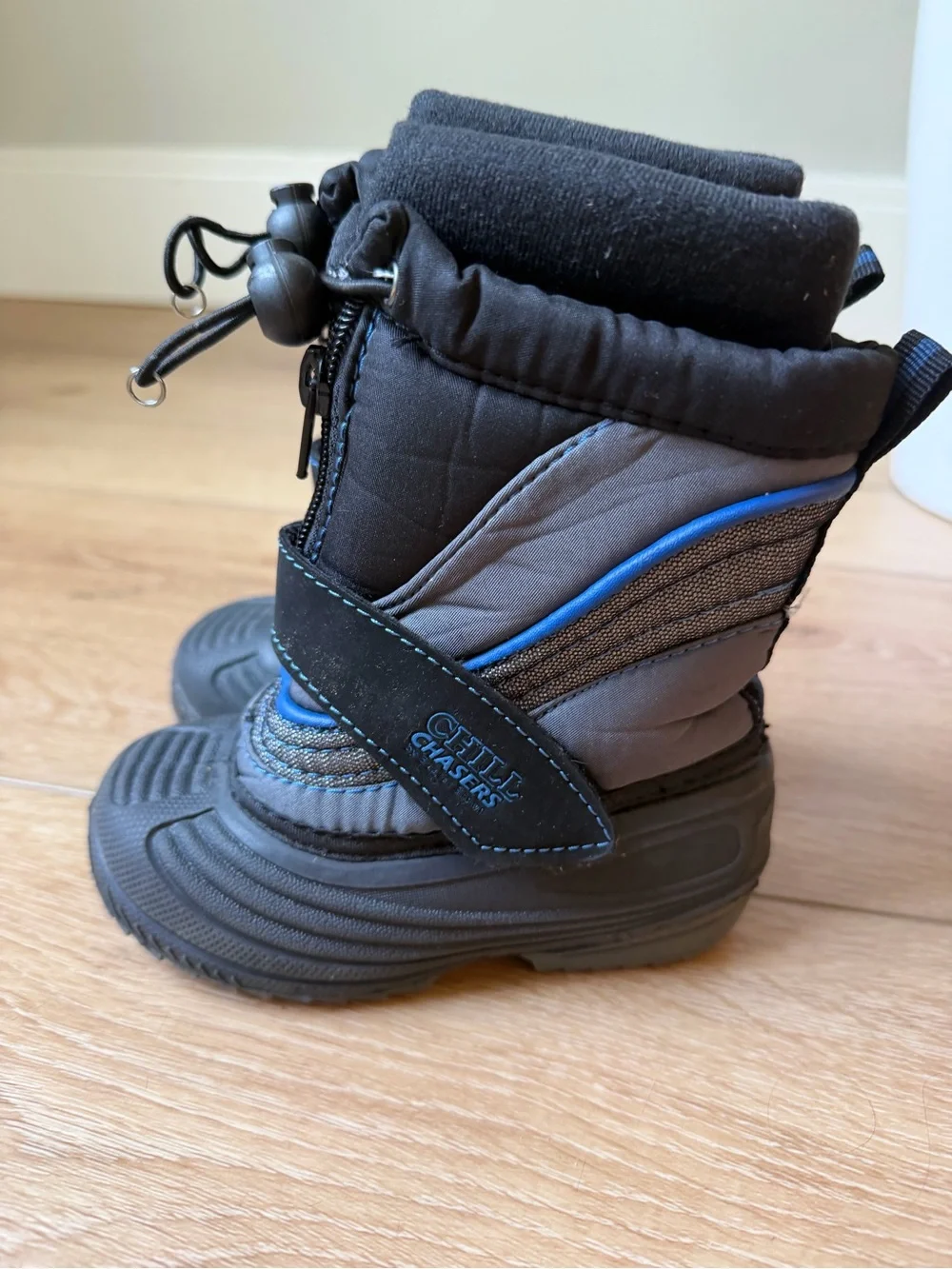 Buster Brown Gray and Blue Kids Winter Boots with Hook-and-Loop Strap